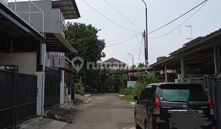 Rumah 2 Lantai 4 Kamar Taman Modern Cakung Jual Cepat bisa KPR Rumah 2 Lantai 4 Kamar Taman Modern Cakung Jual Cepat bisa KPR
