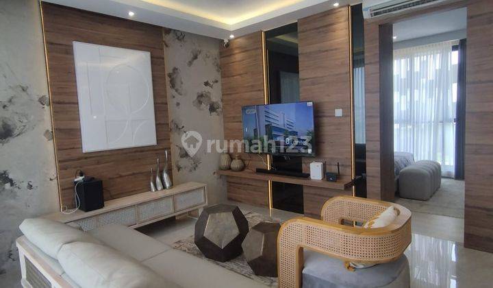 Rumah Perdana 4 Kamar Jgc 3 Lantai 105m2 Topaz Mahakam The Signature Jakarta Garden City Bebas Banjir 1