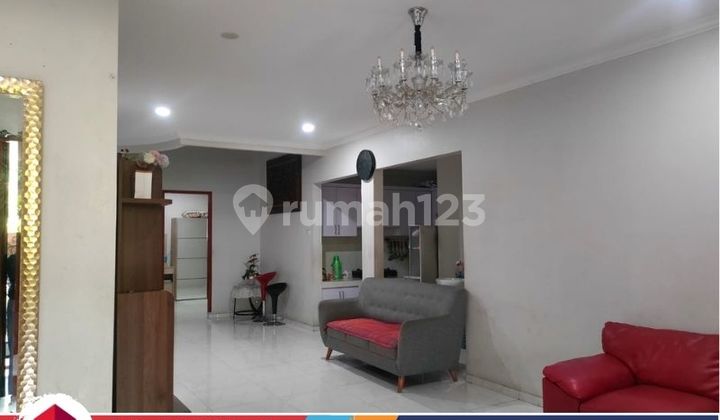 For sale ready-to-occupy 5BR house in Metland Menteng, Cakung. 2