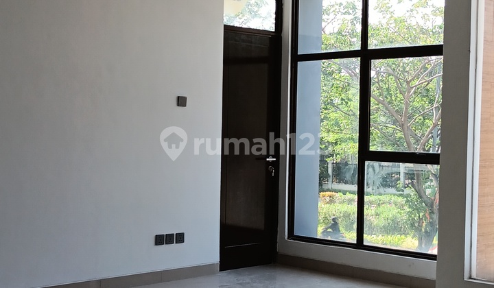 Gratis IPL Sewa Ruko Gandeng Murah di Savoy Jgc Hanya Lantai Atas Parkiran Luas