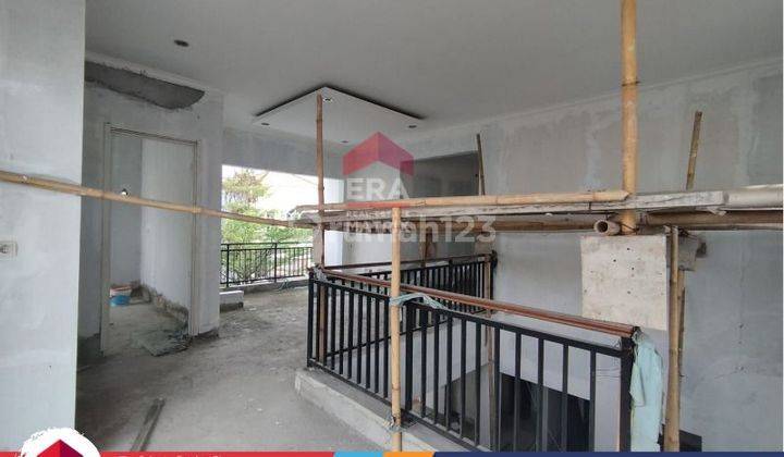 Rumah Hook 1/2 Jadi Jual Cepat Bu Di Laseine Jgc Jakarta Garden City 1