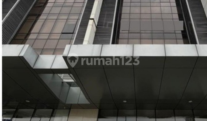 For Quick Sale: 5-Story Ready-to-Occupy Shop House, Strategic and Flood-Free Location in Tangerang City