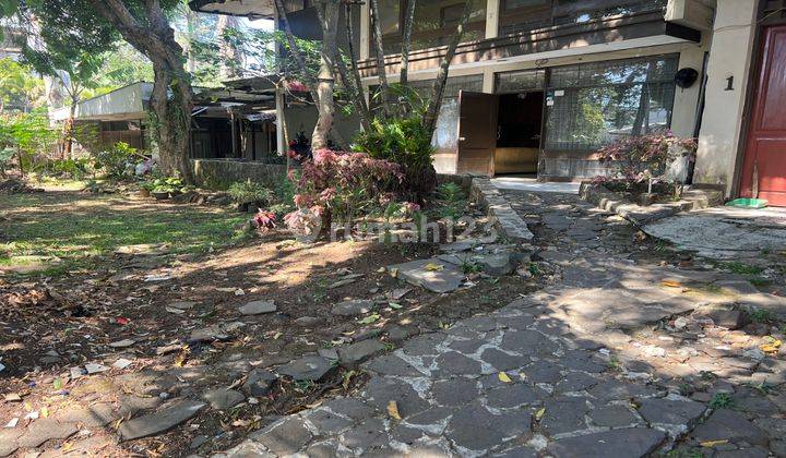 Rumah Tua Hitung Tanah Saja di Karang Layung Cipedes Bandung 1