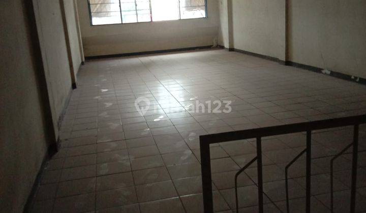 Ruko Segitiga mas 4 Lantai di Kosambi Bandung 1