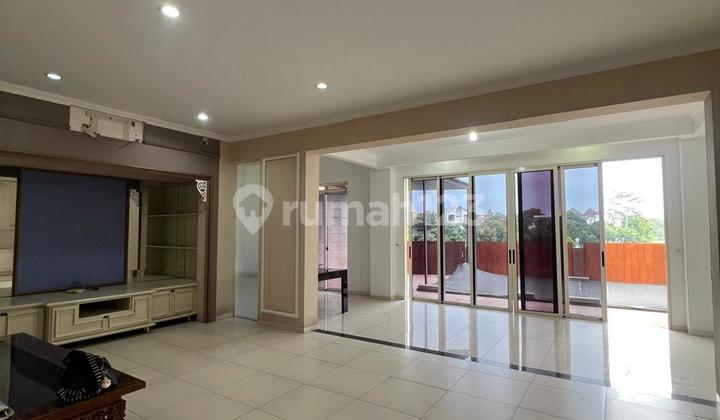 Rumah View Danau di Tatar larangtapa Kota Baru Parahyangan