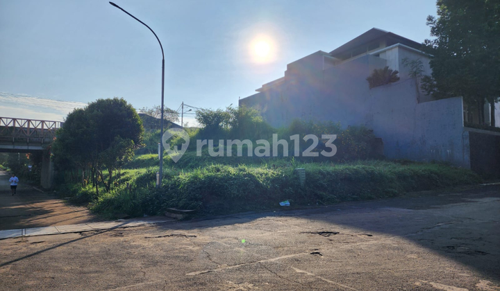 Tanah Siap Bangun Hoek di setraduta Bandung Tanah Siap Bangun Hoek di setraduta Bandung