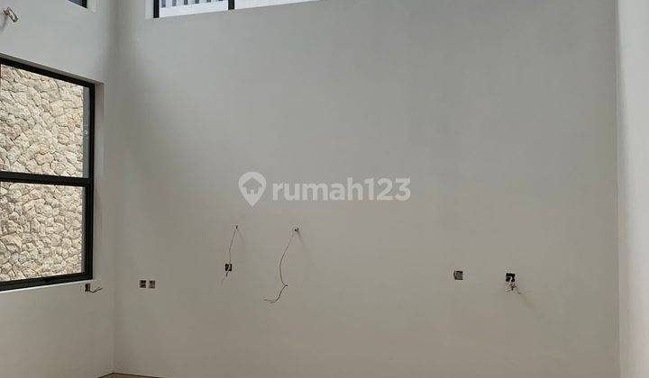 Rumah Nyaman 2 Lantai Setraduta Grande Bandung 1