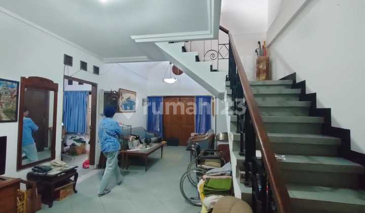 Rumah Dalam Komplek Bagus Di Mega Cinere, Depok, Lingkungan Asrii 1