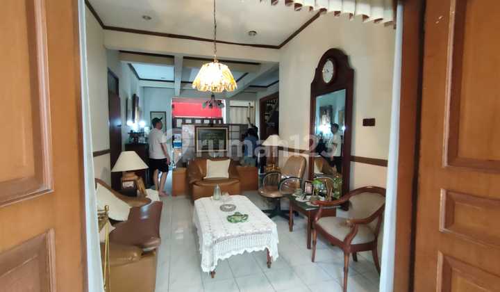 Rumah 2 Lantai Dalam Komplek Di Cinere, Depok Rumah 2 Lantai Dalam Komplek Di Cinere, Depok