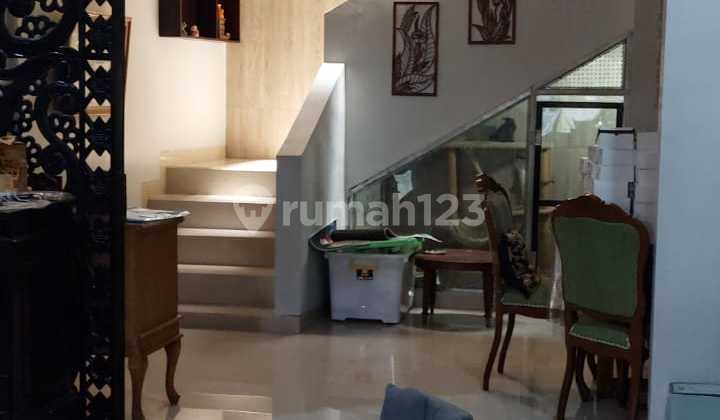 2-Story House in Lebak Bulus, South Jakarta, Strategic Location 2-Story House in Lebak Bulus, South Jakarta, Strategic Location