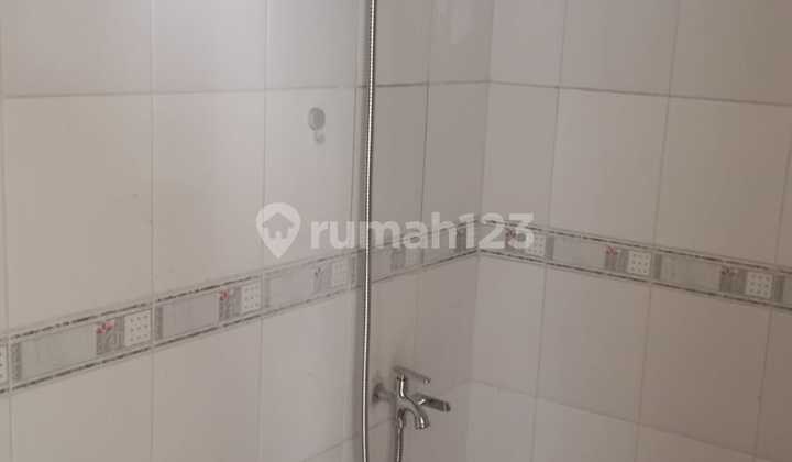 2-Storey House in a Complex, in Limo, Depok, Strategic Location 2