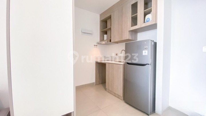 Need Fast, Fully Furnished Unit, Always Fully Rented Every Month 2