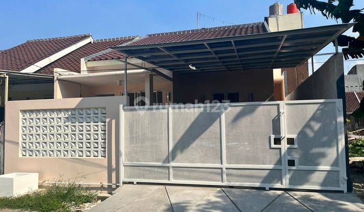 Rumah Bagus Lokasi Strategis di Jatinegara Indah, Jakarta Timur 1