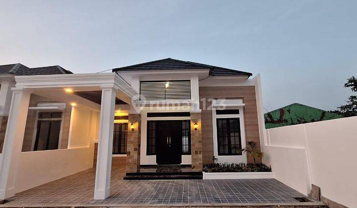 Rumah Dengan One Gate System Di Cipta Karya  2