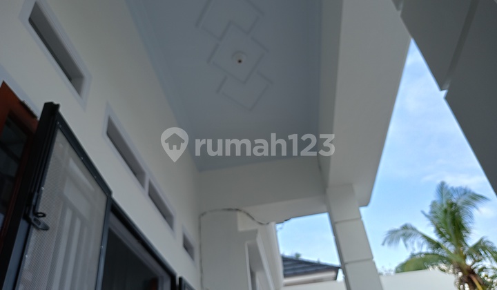 Rumah Bertabur Bonus di Jalan Sudirman Type 100 2