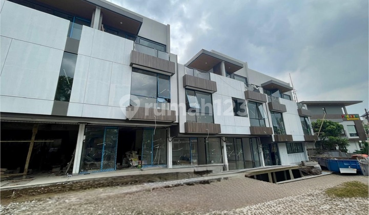 For Sale New Shop House In Setraduta North Bandung