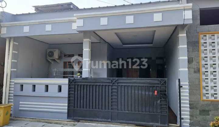 Di Jual Murah Rumah Depan Mall Ciputra. Js
