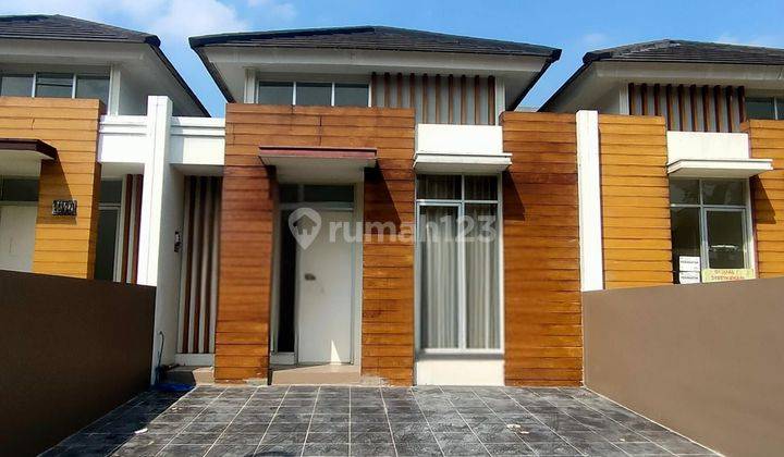 Rumah di sewakan habis renv  1