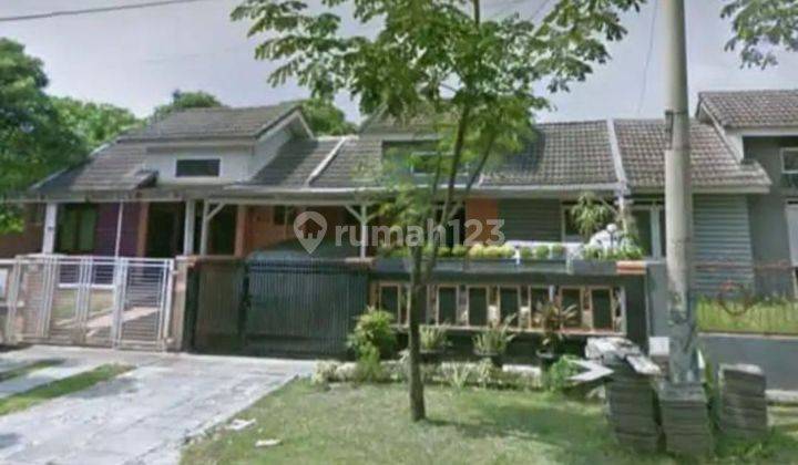 Rumah di jual cepat samping mall Ciputra , dw 1