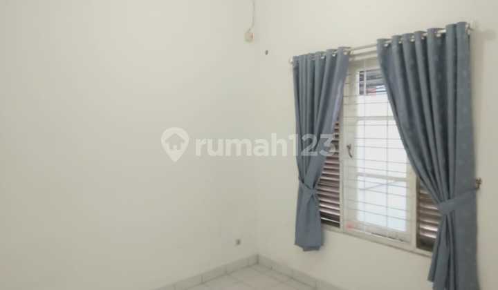 Di Sewakan Unit Taman Puspa Citra Raya Tangerang. Dw 2