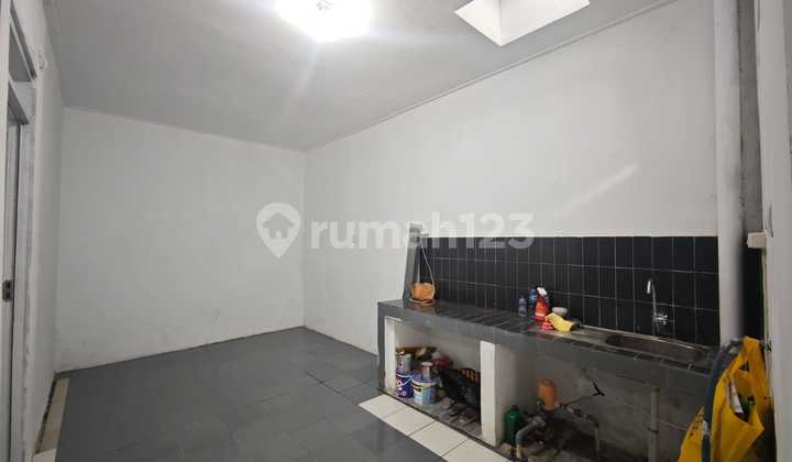 Di Sewakan Rumah Belakang Mall Ciputra. Tw 2
