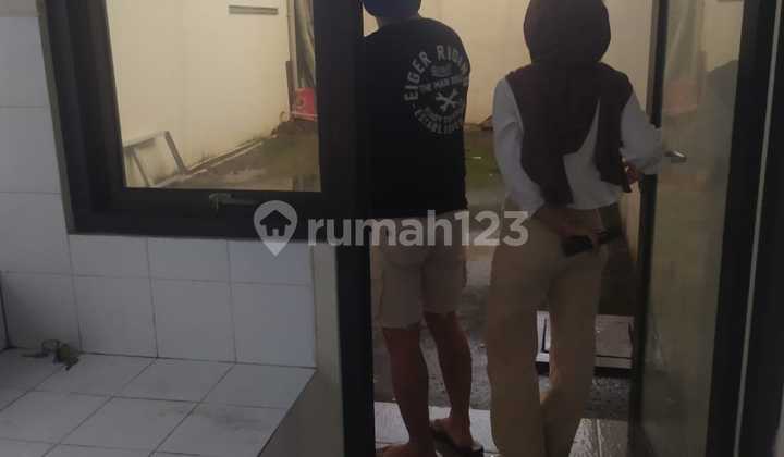 For Rent: Ruko Avenue Cita Raya Tangerang. Chl