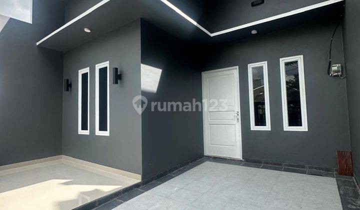 Rumah Di Jual Habis Renv , E 2