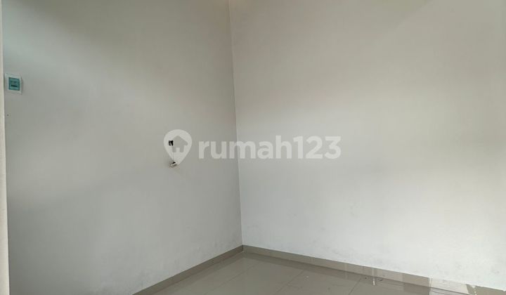 Di Jual Rumah Baru Di Belakang Mall . As 2