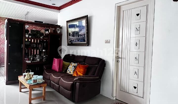 Di Jual Rumah Posisi Hook Graha Pesona. Dv 2