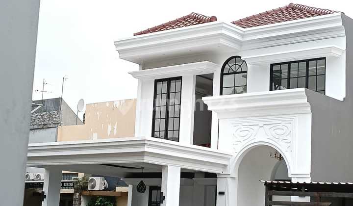 House for Sale in Water Point Cluster.