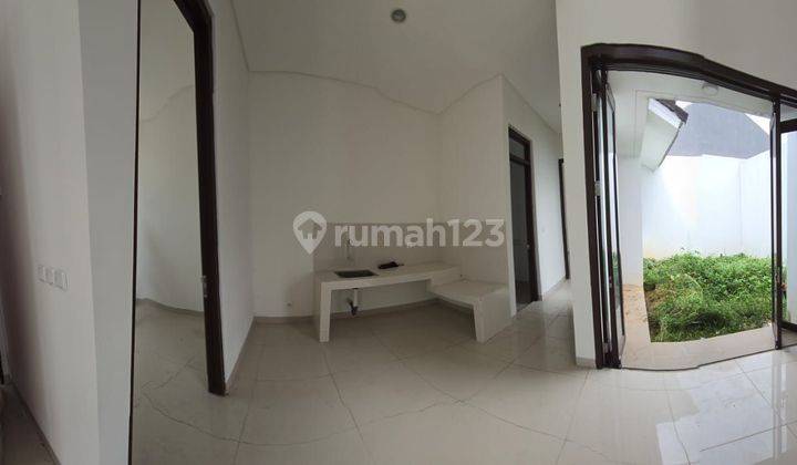 Di Jual Rumah Cluster Ada Kolam Renang  2