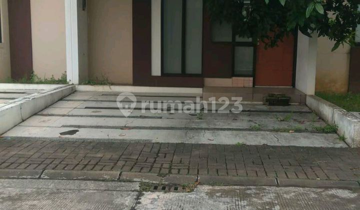 For Sale, House Position in Hook Villagio Citra Raya Tangerang. 1