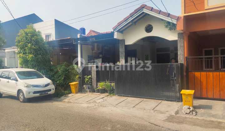 For Sale: Move-in Ready House in Graha Indira Citra Raya.