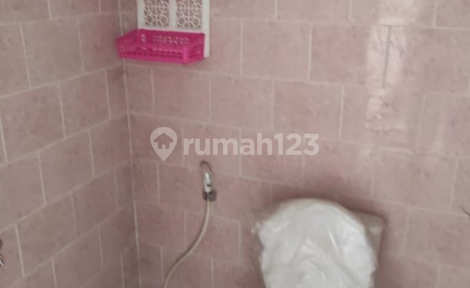 House for Rent Behind the Mall. 2