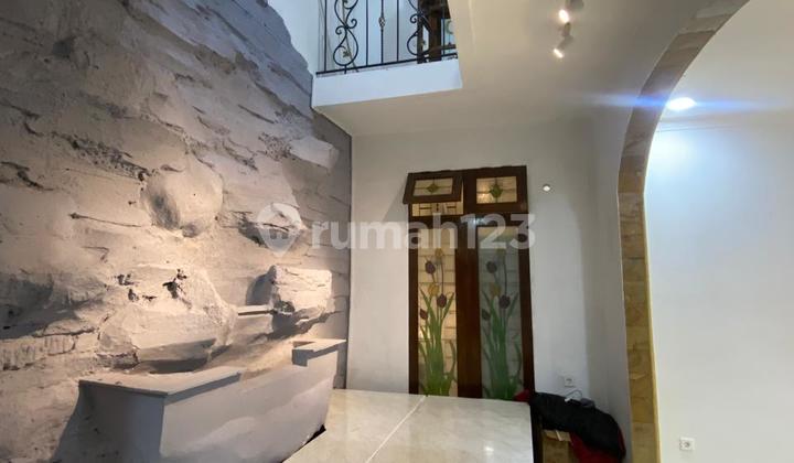 Rumah Cantik 2 Lantai Dalam Perumahan Di Pancoran Mas, Depok 2