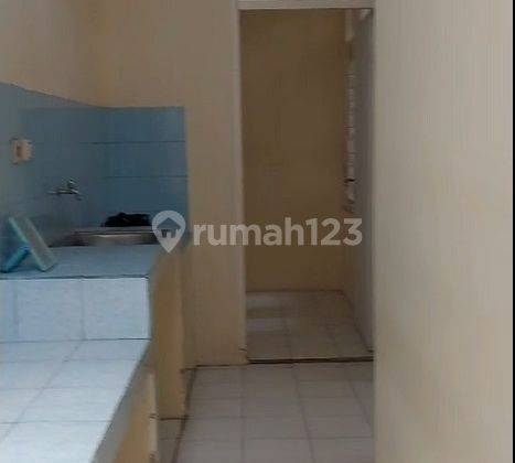 Rumah Lama Terawat Siap Huni Dalam Komplek di Cinere, Strategis 2