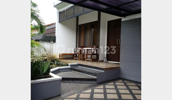 Rumah Dijual 2 lantai Asri & Nyaman Di Mega Cinere, Depok Rumah Dijual 2 lantai Asri & Nyaman Di Mega Cinere, Depok