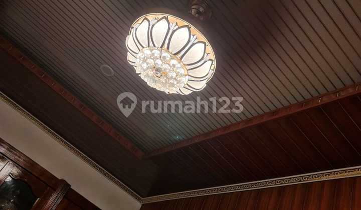 Rumah 1,5 Lantai Dalam Komple Di Pancoran Mas, Depok 2