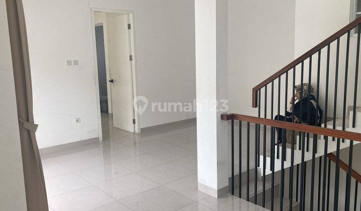 Rumah Brand New dalam Cluster di Cinere, 3 Menit ke Pintu Tol Brigif 2