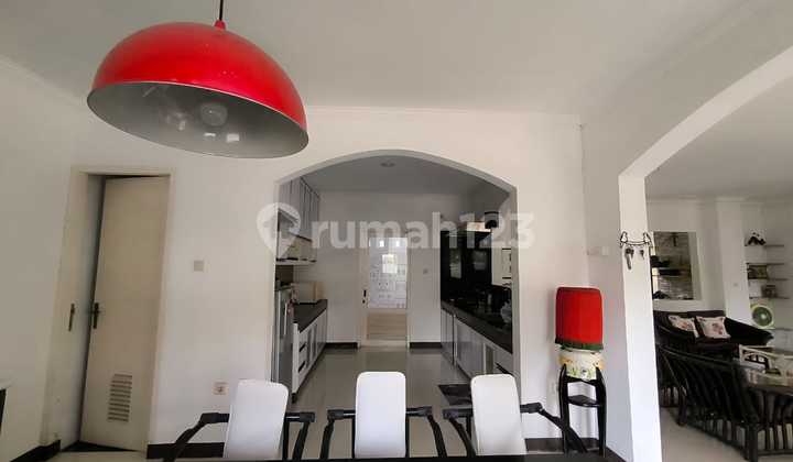 Rumah Full Furnished Bagus di Kota Baru Parahyangan 2