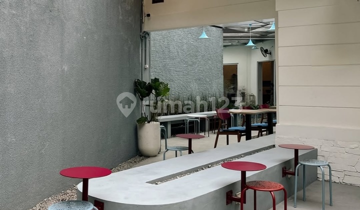 Business Space, 1 Floor, Riau Wing