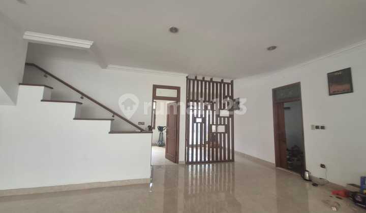 Good Quality Building House in Taman Sakura Bandung