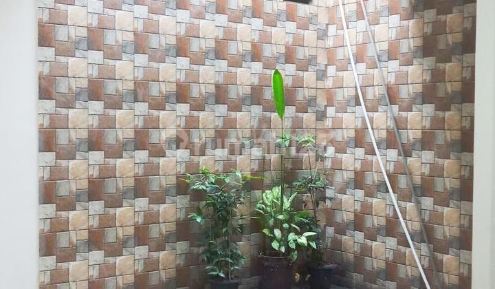 Rumah Minimalis 2 Lantai di Moch Toha Bagus 2