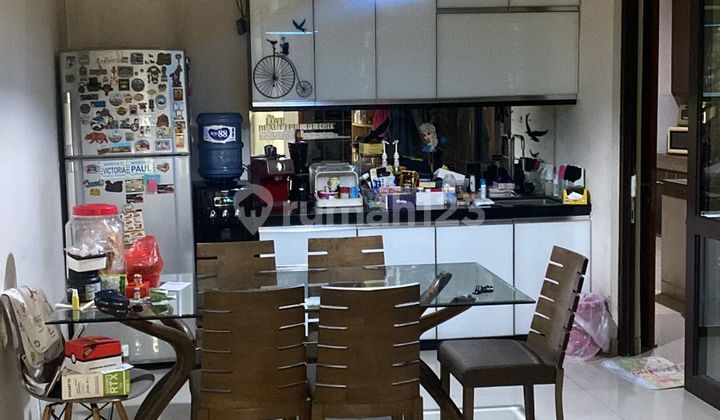 Cheap! Quick Sale! 2-Story House in Batununggal Cheap! Quick Sale! 2-Story House in Batununggal