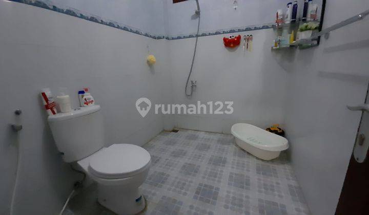 Rumah 2 Lantai Bagus di Pesanggrahan, Jakarta Selatan 2