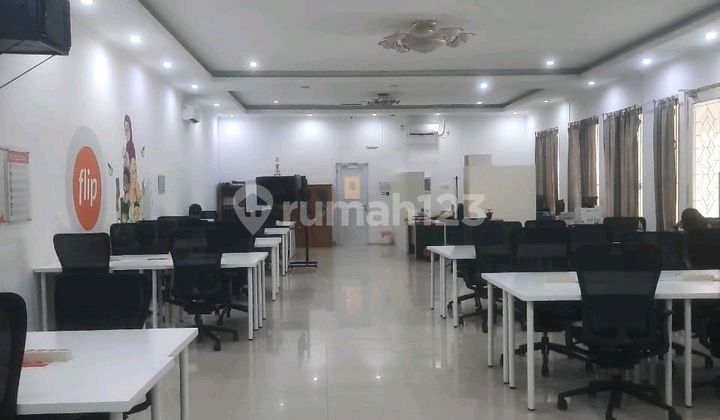 Can Be Used as an Office