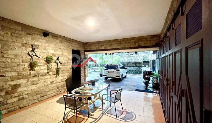 Rumah Bagus dengan Swimming Pool Harga Menarik 2