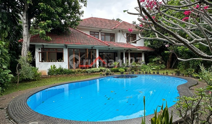 Rumah Siap Huni Hitung Tanah Asri Akses Jalan Lebar