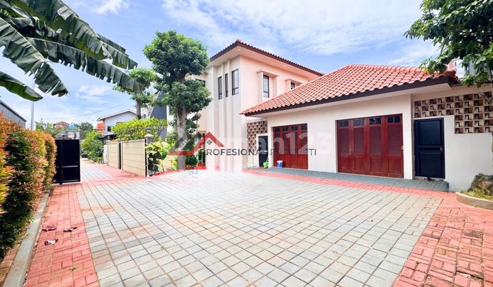 Rumah Full Renovasi Harga Dibawah Pasaran Area Kebayoran