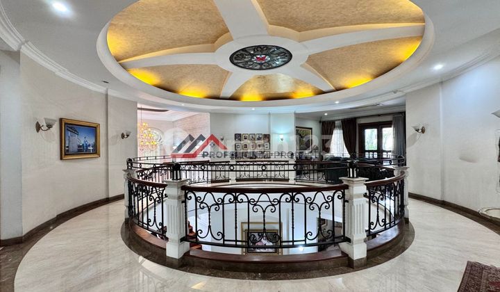 Rumah Lux Lokasi Premier Depan Taman Pondok Indah Jakarta Selatan 2